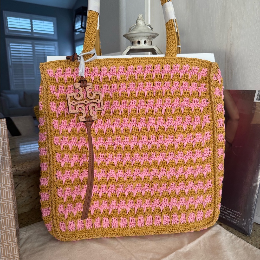 Tory Burch Women's Straw Tote Bag (Pink/Carnation/Turmeric